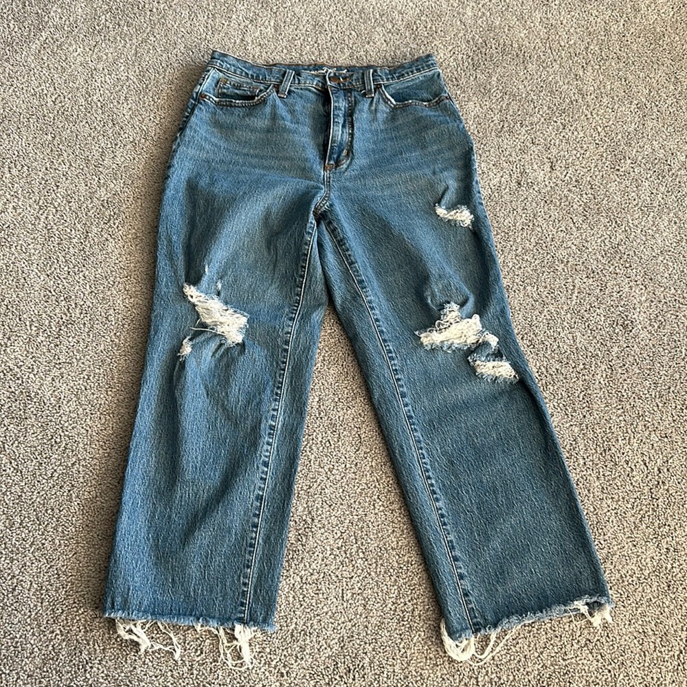 Universal Thread Jeans